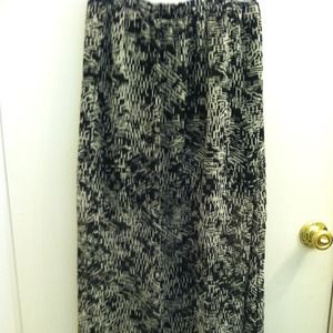 Bundle for JZD skirt, clutch, necklace