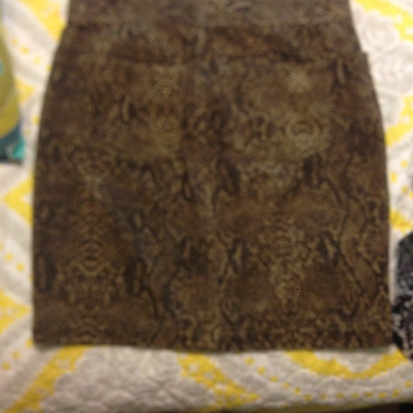 Brown Snake Skin Print Denim Skirt - Picture 2 of 4