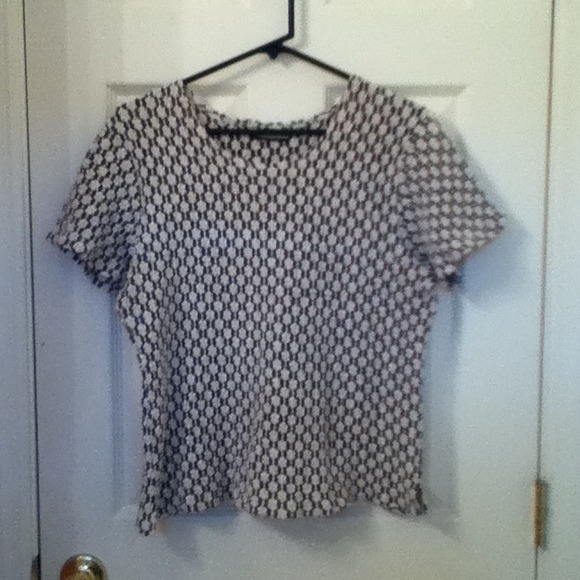 Vintage gray floral shirt