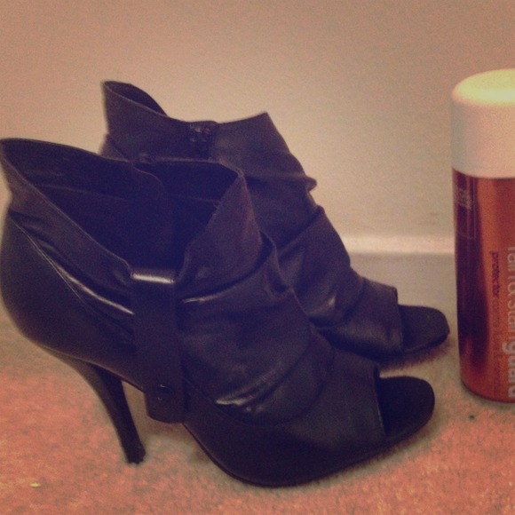 Paprika high heels peep toe boot style