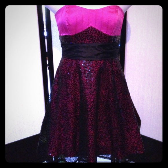🎀SOLD🎀Authentic Betsey Johnson Party Dress Sz 4