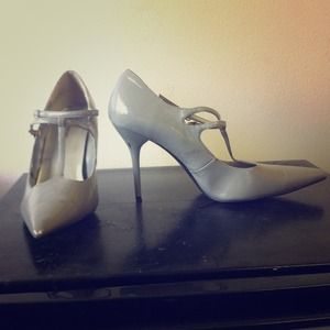Gray stilettos, well used, brand is Delicious.