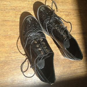 Tory Burch patent lace up oxfords