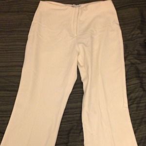 AMAZING white pants, incredacomfy. ☺