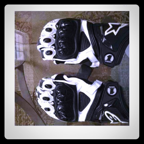 ✂PRICE CUT✂HOLDING Alpine Star Racing Gloves
