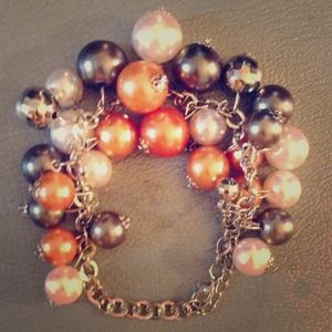 Bead bracelet