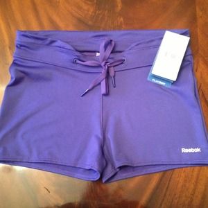 SOLD❗REEBOK Women's Se Hot Short