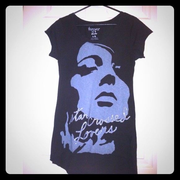 Black graphic top