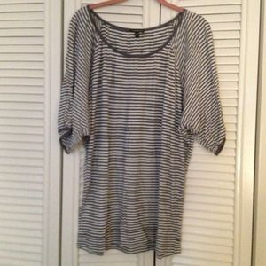 🔲SOLD🔲 Express Top grey striped