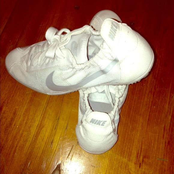 RESERVED Nike Tenkay Low