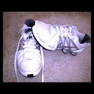 Nike Shox Agent Shoes