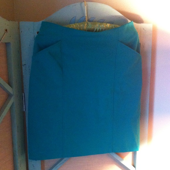 Bundle trade Turquoise pencil skirt and blk maxi