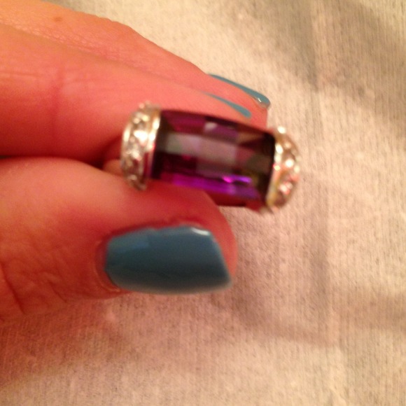 ❌SOLD❌💜Purple gemstone ring 💜