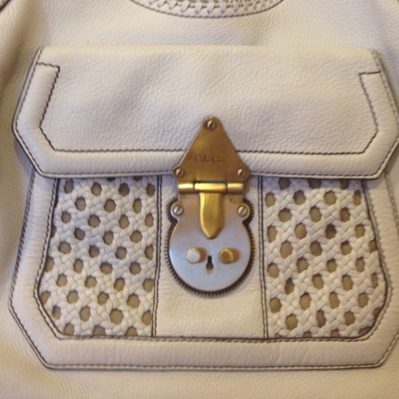 💢REDUCED💢COLE HAAN WHITE LEATHER SHOULDER BAG - Picture 3 of 4