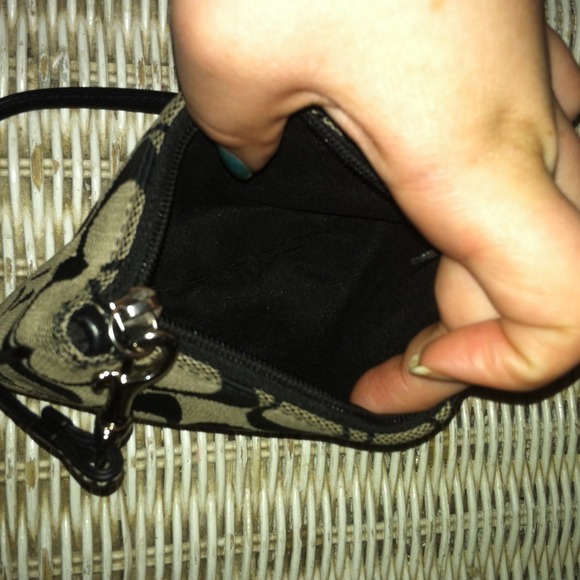 Authentic Coach Wallet/Clutch - Picture 3 of 3