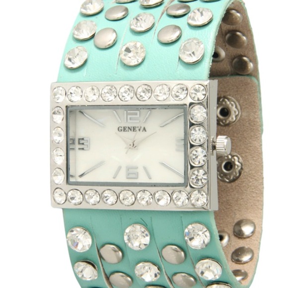 ⛔SOLD OUT⛔ REDUCED, gorgeous watch!
