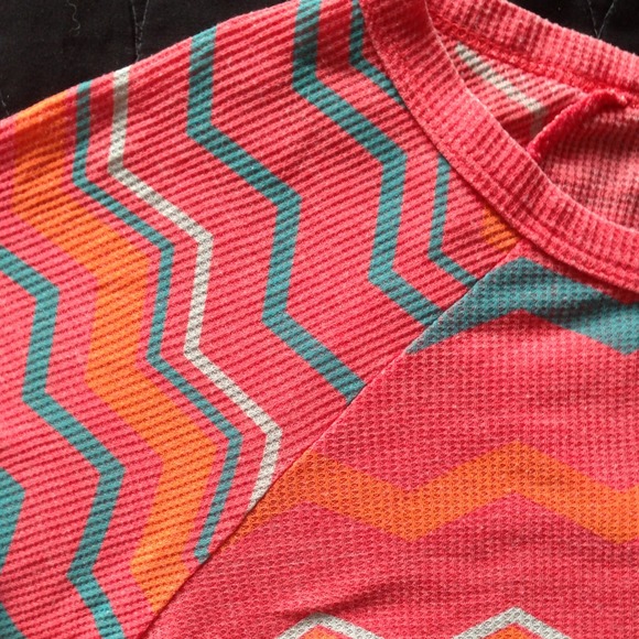 🚫SOLD IN BUNDLE🚫 - Picture 2 of 2
