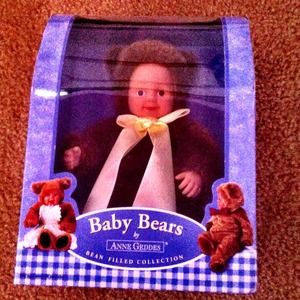 Anne Geddes Baby Bear