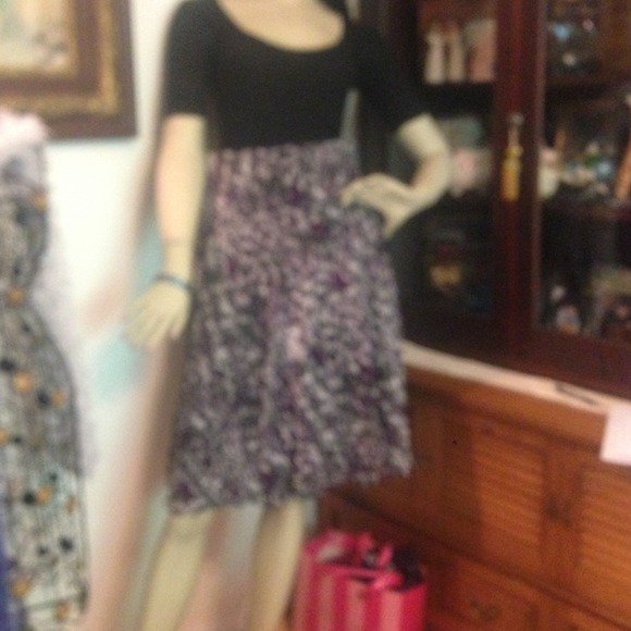 East 5th Floral Print Skirt - Picture 2 of 4