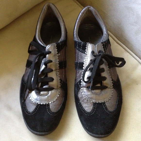 Banana Republic Black Gun Metal Sneaker