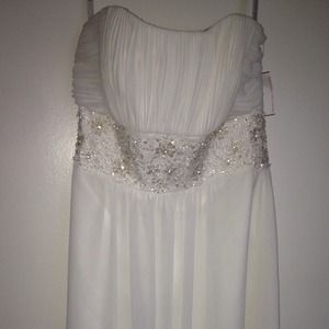 David's Bridal | Dresses | Beach Theme Wedding Dress | Poshmark