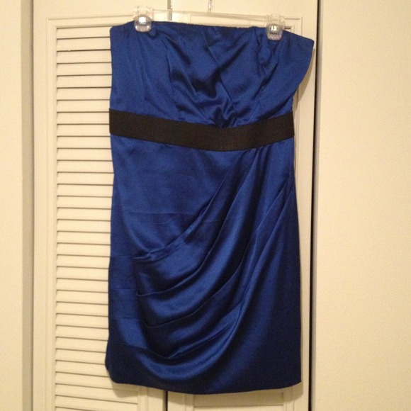 🔲SOLD🔲 Satin Blue Express Strapless Dress