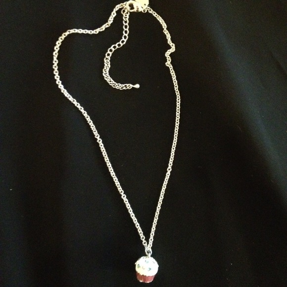 Girls Cupcake necklace