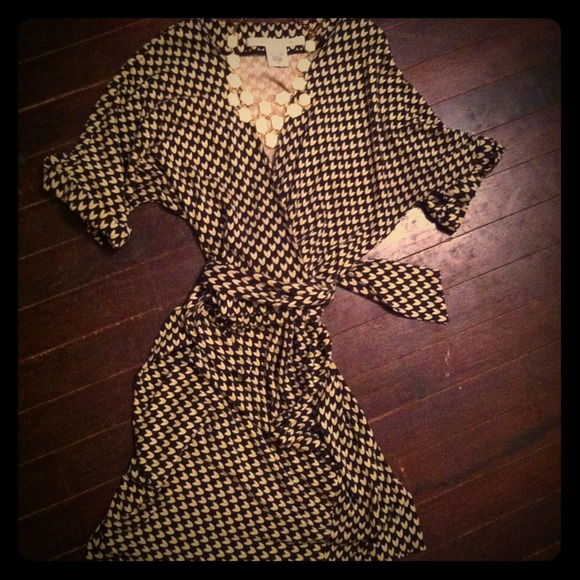 💄DVF Signature Wrap Dress
