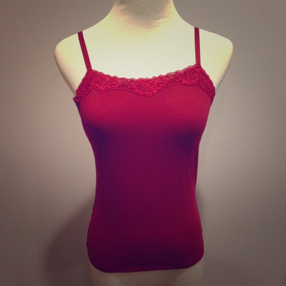Sold!!Beautiful lace cami💋