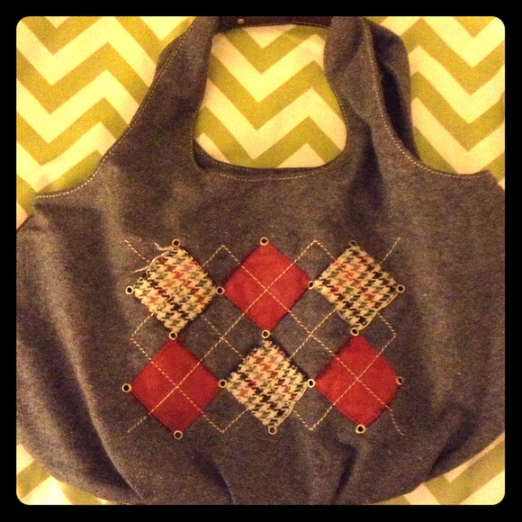 Gray & red Tommy Hilfiger purse