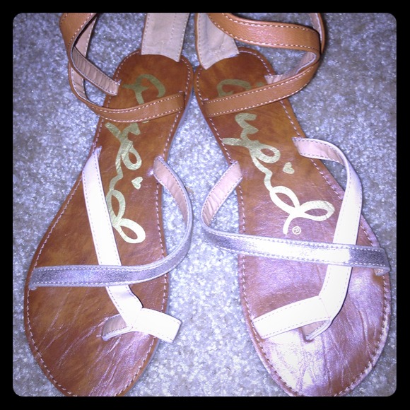 ❤SOLD❤Used only once Cupid Gladiator Flat Sandals
