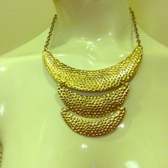 Fashion necklace