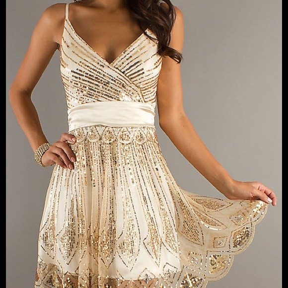 🎈🎈🎈SOLD 😎😎NWT Teen Party Dress