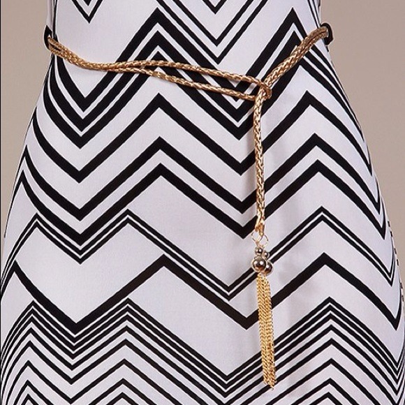 Chevron Maxi w/ cut gold rope belt. New. - Picture 2 of 4
