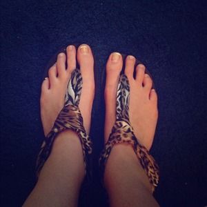 Cheetah t strap sandals!! Size 10