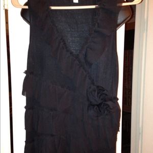 Black sleeveless shirt worn once large