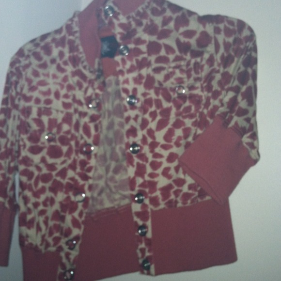 A leopard print jacket - Picture 1 of 1