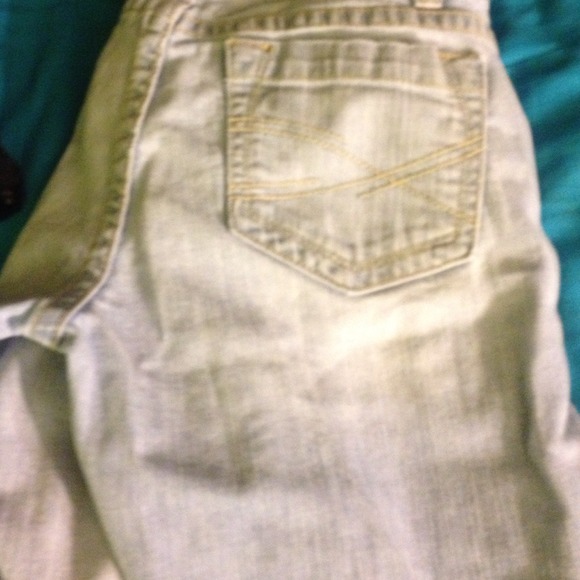 Jeans!! :) - Picture 2 of 3