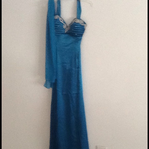 Prom Dress - Picture 2 of 4