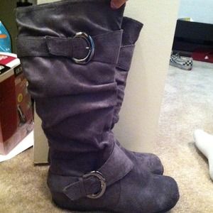 FAUX SUEDE BOOTS GREY