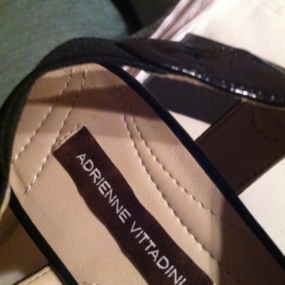 Shoes - Picture 2 of 4