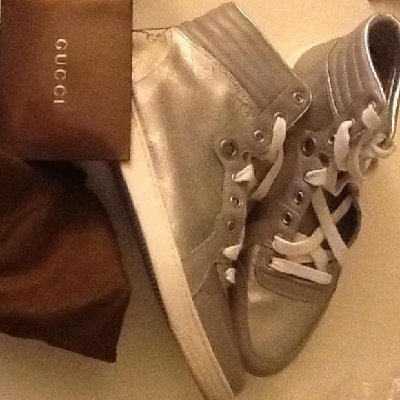Men's Gucci Sneakers silver