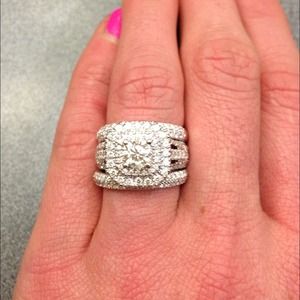 Gorgeous Vera Wang ring!