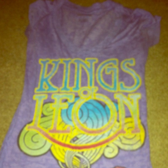 T shirt