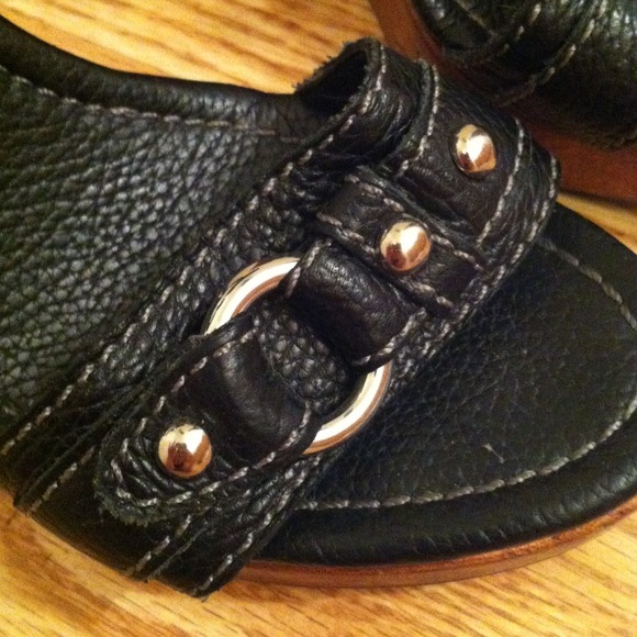 **SOLD** - Picture 3 of 4