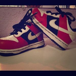 Kids NIKE shoes
