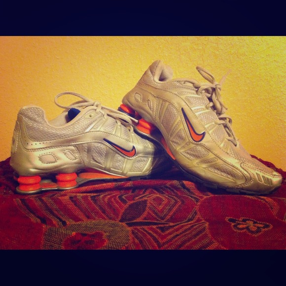 ⚡REDUCED Nike shox