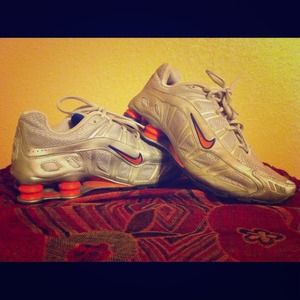 ⚡REDUCED Nike shox