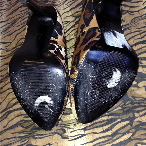 🚫Sold🚫Jessica Simpson Heels - Picture 2 of 4