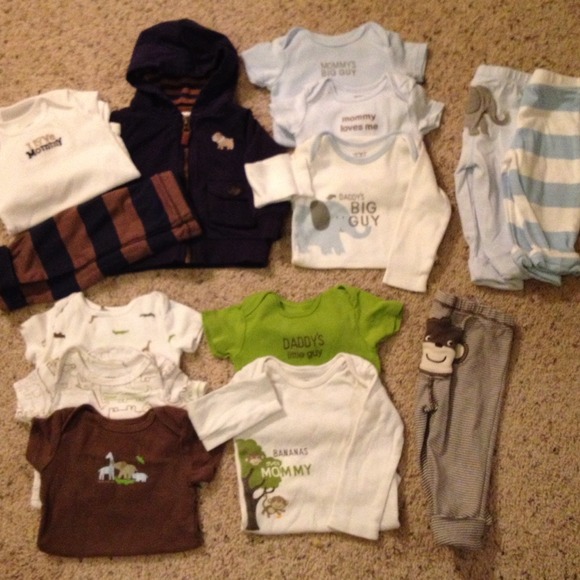 Bundle 🌀 Lot- 6 month boy, 2 EB tops